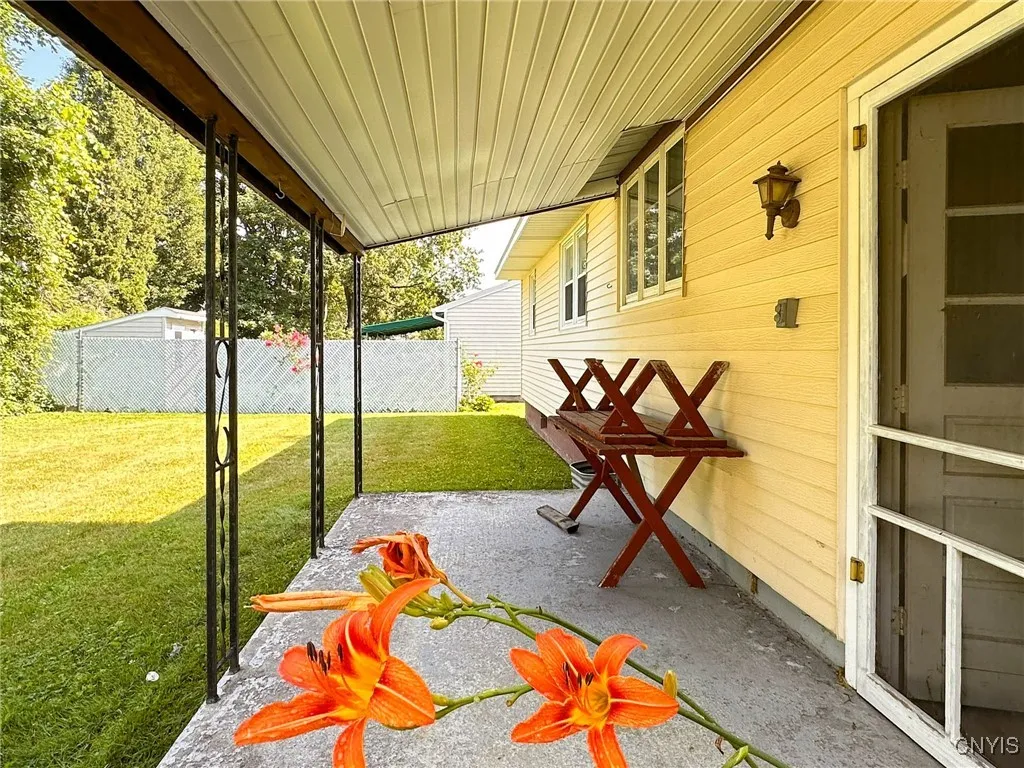 254 South Third Avenue, German Flatts, New York 13, German Flatts, New York 13357, 3 Bedrooms Bedrooms, 5 Rooms Rooms,1 BathroomBathrooms,Residential,For Sale,254 South Third Avenue, German Flatts, New York 13,S1621696