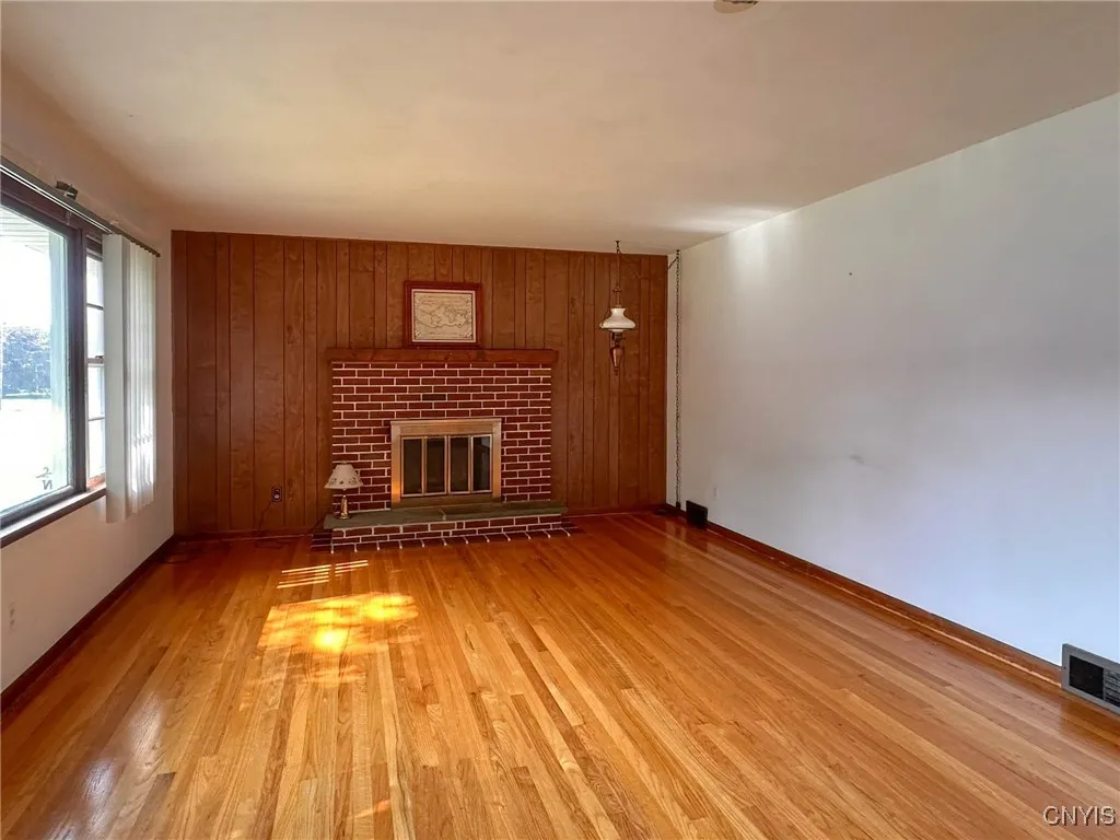 254 South Third Avenue, German Flatts, New York 13, German Flatts, New York 13357, 3 Bedrooms Bedrooms, 5 Rooms Rooms,1 BathroomBathrooms,Residential,For Sale,254 South Third Avenue, German Flatts, New York 13,S1621696