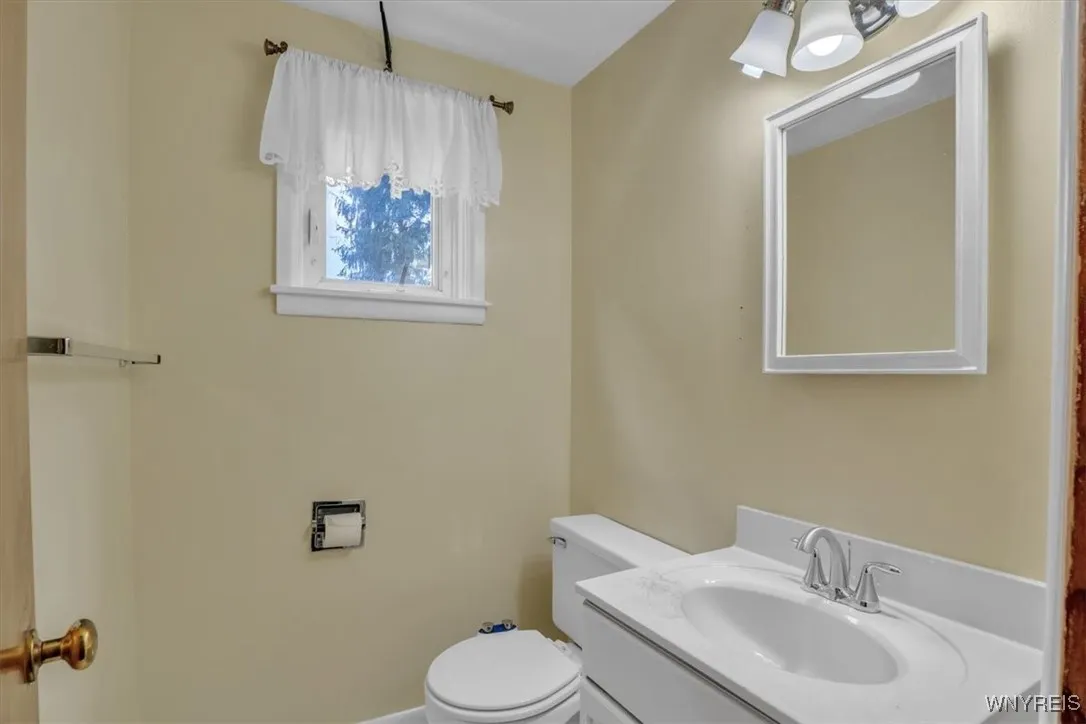 13939 Curriers Road, Sardinia, New York 14030, Sardinia, New York 14030, 4 Bedrooms Bedrooms, 7 Rooms Rooms,1 BathroomBathrooms,Residential,For Sale,13939 Curriers Road, Sardinia, New York 14030,B1622641
