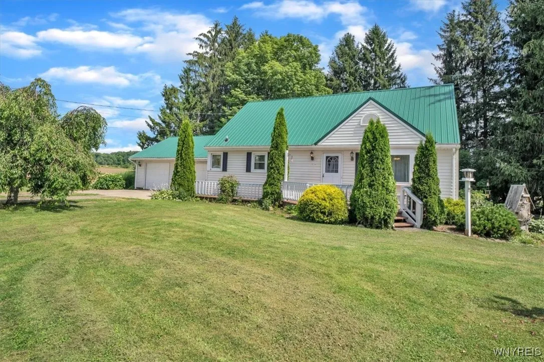13939 Curriers Road, Sardinia, New York 14030, Sardinia, New York 14030, 4 Bedrooms Bedrooms, 7 Rooms Rooms,1 BathroomBathrooms,Residential,For Sale,13939 Curriers Road, Sardinia, New York 14030,B1622641