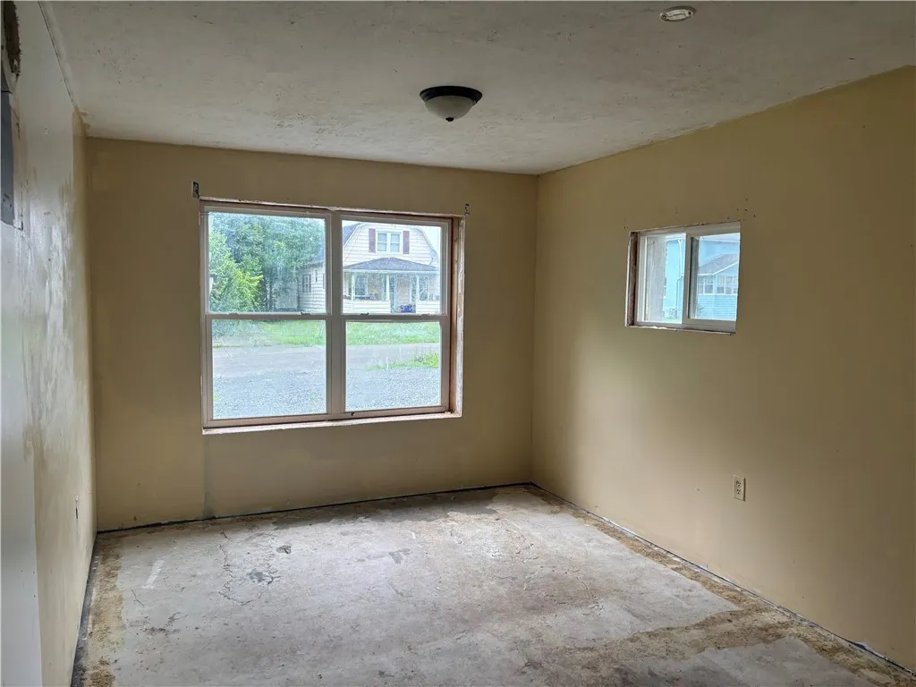 316 Morrowfield Avenue, Southport, New York 14904, Southport, New York 14904, 3 Bedrooms Bedrooms, 9 Rooms Rooms,1 BathroomBathrooms,Residential,For Sale,316 Morrowfield Avenue, Southport, New York 14904,R1622437