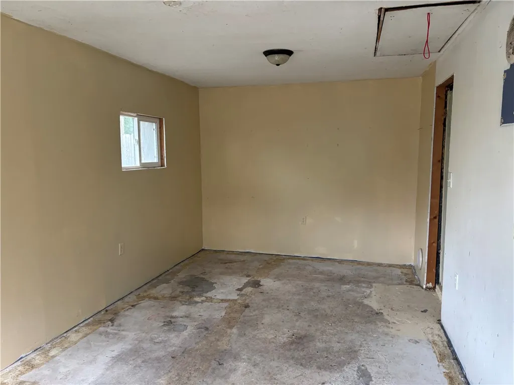 316 Morrowfield Avenue, Southport, New York 14904, Southport, New York 14904, 3 Bedrooms Bedrooms, 9 Rooms Rooms,1 BathroomBathrooms,Residential,For Sale,316 Morrowfield Avenue, Southport, New York 14904,R1622437