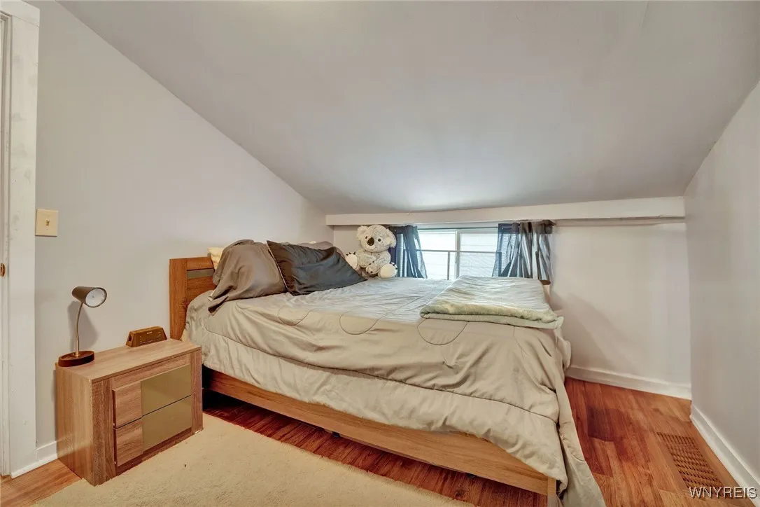 33 Genesee Street, Mt Morris, New York 14510, Mt Morris, New York 14510, 4 Bedrooms Bedrooms, 7 Rooms Rooms,2 BathroomsBathrooms,Residential,Closed,33 Genesee Street, Mt Morris, New York 14510,0,B1621874