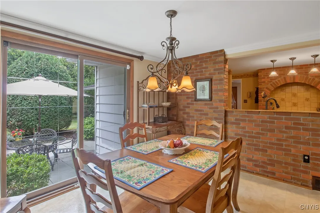 106 Mcardell Road, Salina, New York 13088, Salina, New York 13088, 4 Bedrooms Bedrooms, 10 Rooms Rooms,2 BathroomsBathrooms,Residential,Closed,106 Mcardell Road, Salina, New York 13088,0,S1620013