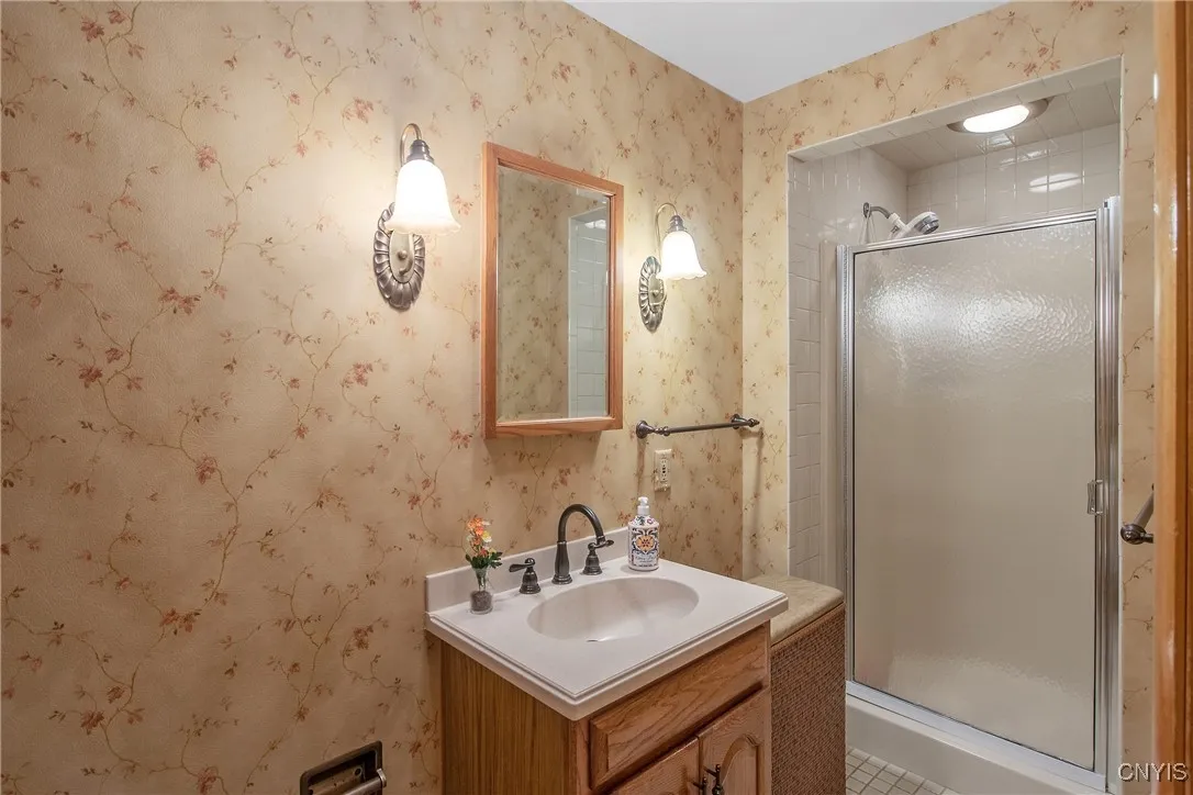 106 Mcardell Road, Salina, New York 13088, Salina, New York 13088, 4 Bedrooms Bedrooms, 10 Rooms Rooms,2 BathroomsBathrooms,Residential,Closed,106 Mcardell Road, Salina, New York 13088,0,S1620013