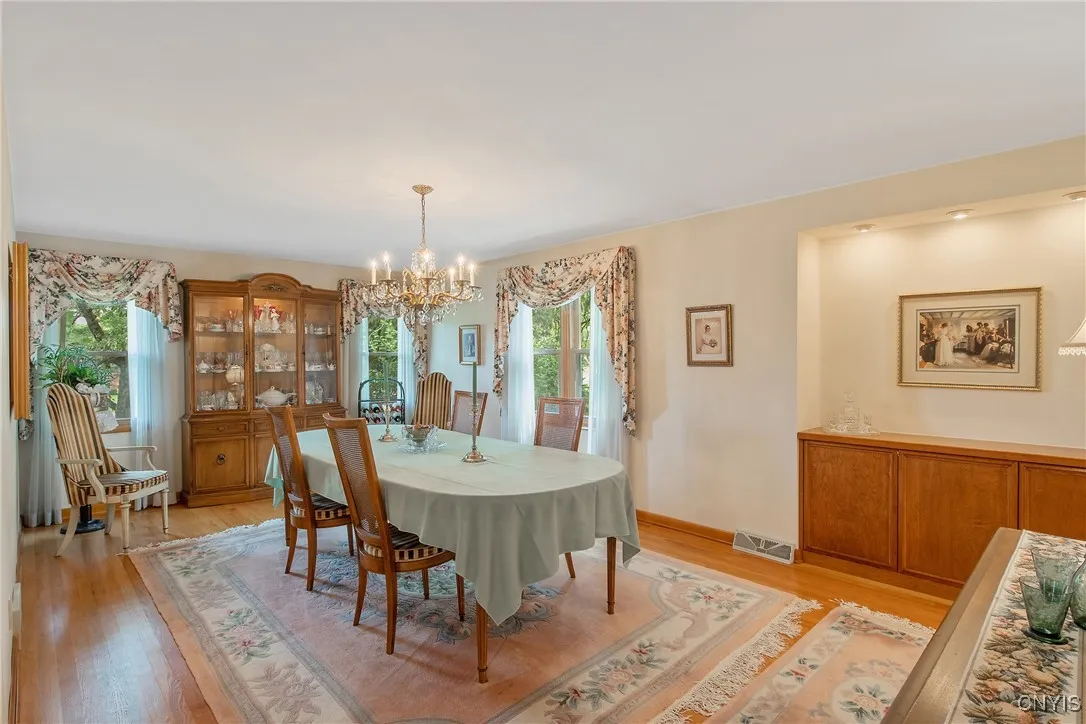 106 Mcardell Road, Salina, New York 13088, Salina, New York 13088, 4 Bedrooms Bedrooms, 10 Rooms Rooms,2 BathroomsBathrooms,Residential,Closed,106 Mcardell Road, Salina, New York 13088,0,S1620013