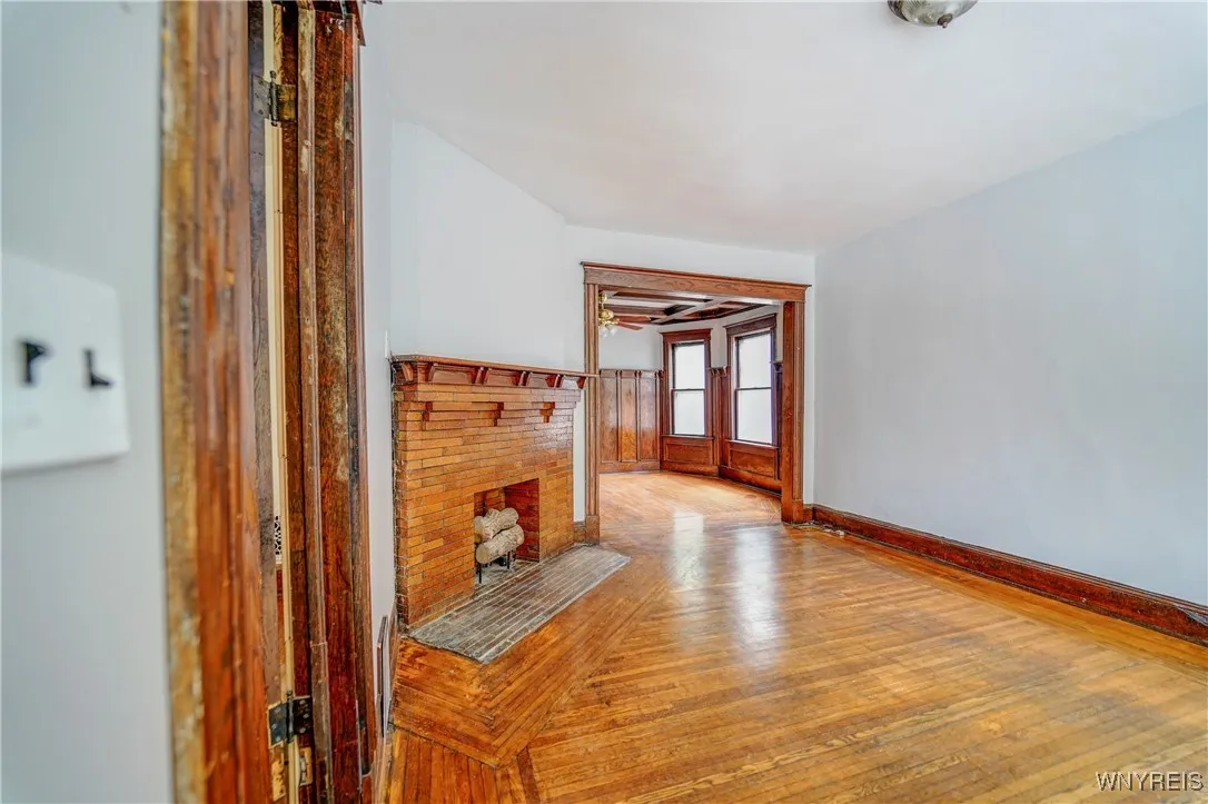 725 Linwood Avenue, Buffalo, New York 14209, Buffalo, New York 14209, 4 Bedrooms Bedrooms, ,3 BathroomsBathrooms,Residential,For Sale,725 Linwood Avenue, Buffalo, New York 14209,B1622525