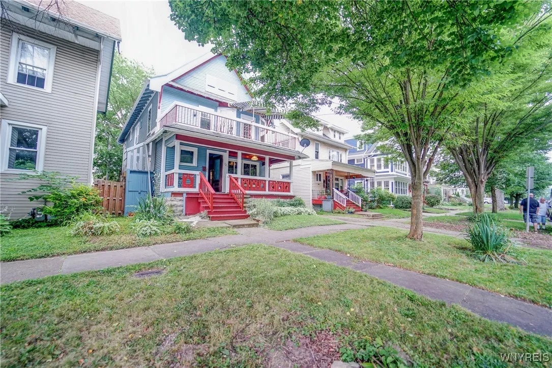 725 Linwood Avenue, Buffalo, New York 14209, Buffalo, New York 14209, 4 Bedrooms Bedrooms, ,3 BathroomsBathrooms,Residential,For Sale,725 Linwood Avenue, Buffalo, New York 14209,B1622525