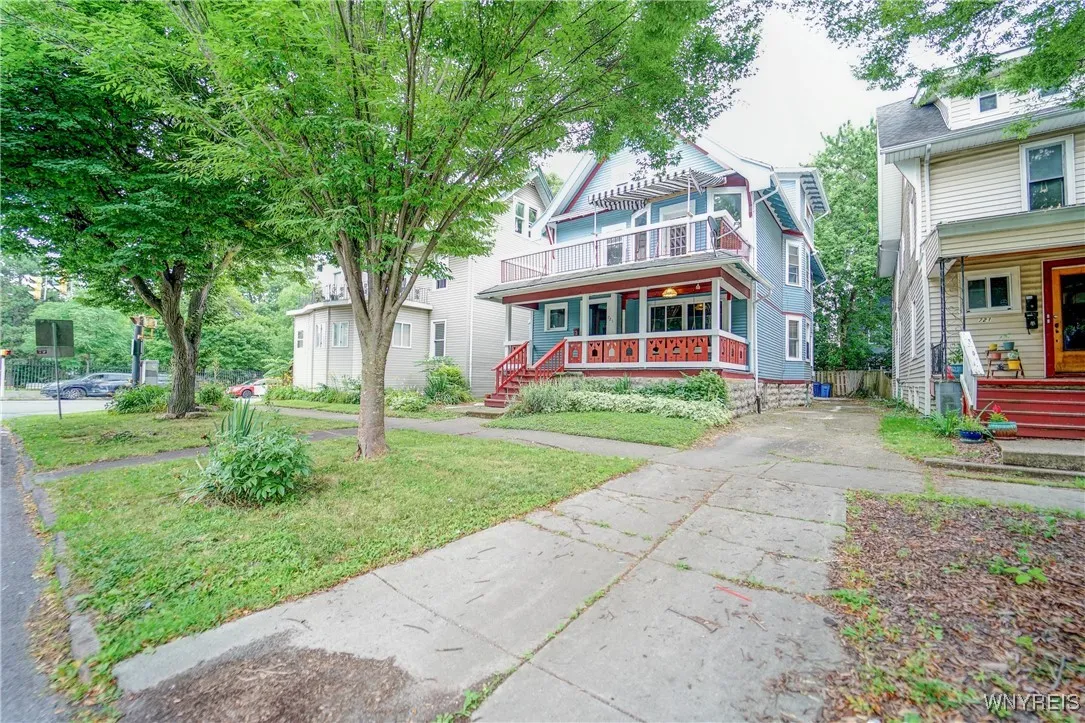 725 Linwood Avenue, Buffalo, New York 14209, Buffalo, New York 14209, 4 Bedrooms Bedrooms, ,3 BathroomsBathrooms,Residential,For Sale,725 Linwood Avenue, Buffalo, New York 14209,B1622525