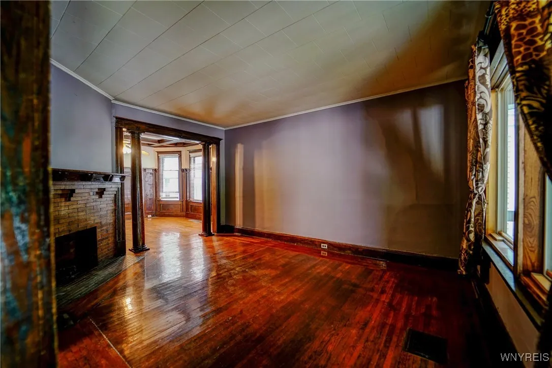 725 Linwood Avenue, Buffalo, New York 14209, Buffalo, New York 14209, 4 Bedrooms Bedrooms, ,3 BathroomsBathrooms,Residential,For Sale,725 Linwood Avenue, Buffalo, New York 14209,B1622525