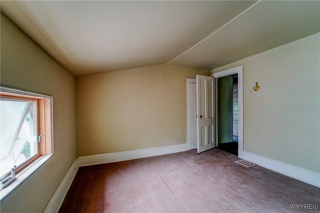 725 Linwood Avenue, Buffalo, New York 14209, Buffalo, New York 14209, 4 Bedrooms Bedrooms, ,3 BathroomsBathrooms,Residential,For Sale,725 Linwood Avenue, Buffalo, New York 14209,B1622525