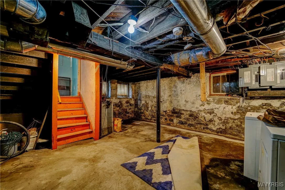 725 Linwood Avenue, Buffalo, New York 14209, Buffalo, New York 14209, 4 Bedrooms Bedrooms, ,3 BathroomsBathrooms,Residential,For Sale,725 Linwood Avenue, Buffalo, New York 14209,B1622525