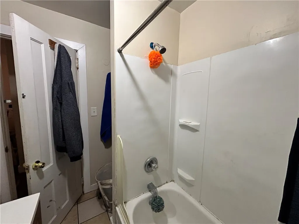 727 Dewey Avenue, Rochester, New York 14613, Rochester, New York 14613, 6 Bedrooms Bedrooms, 8 Rooms Rooms,3 BathroomsBathrooms,Residential,For Sale,727 Dewey Avenue, Rochester, New York 14613,R1622666