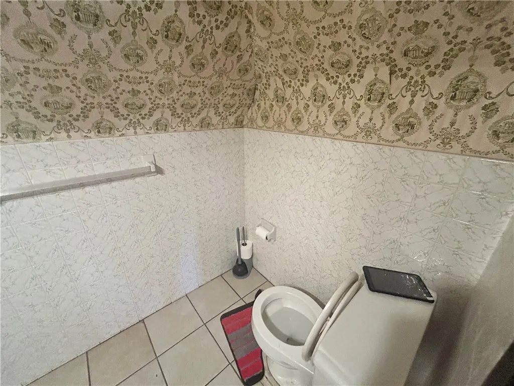 727 Dewey Avenue, Rochester, New York 14613, Rochester, New York 14613, 6 Bedrooms Bedrooms, 8 Rooms Rooms,3 BathroomsBathrooms,Residential,For Sale,727 Dewey Avenue, Rochester, New York 14613,R1622666