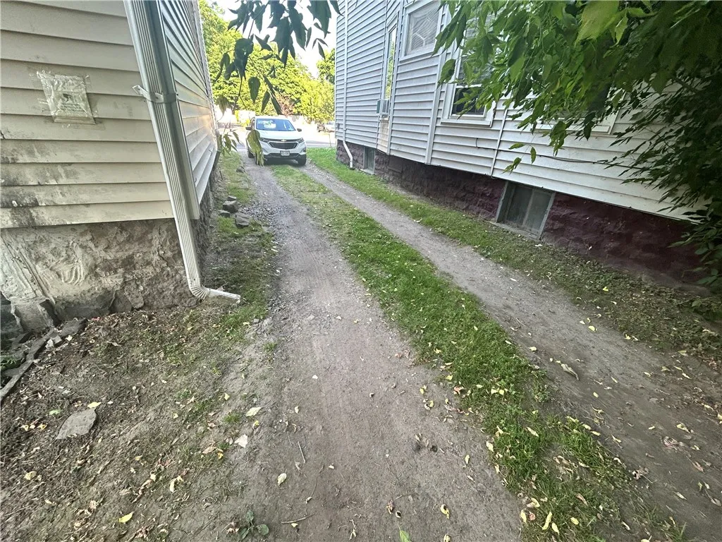 727 Dewey Avenue, Rochester, New York 14613, Rochester, New York 14613, 6 Bedrooms Bedrooms, 8 Rooms Rooms,3 BathroomsBathrooms,Residential,For Sale,727 Dewey Avenue, Rochester, New York 14613,R1622666