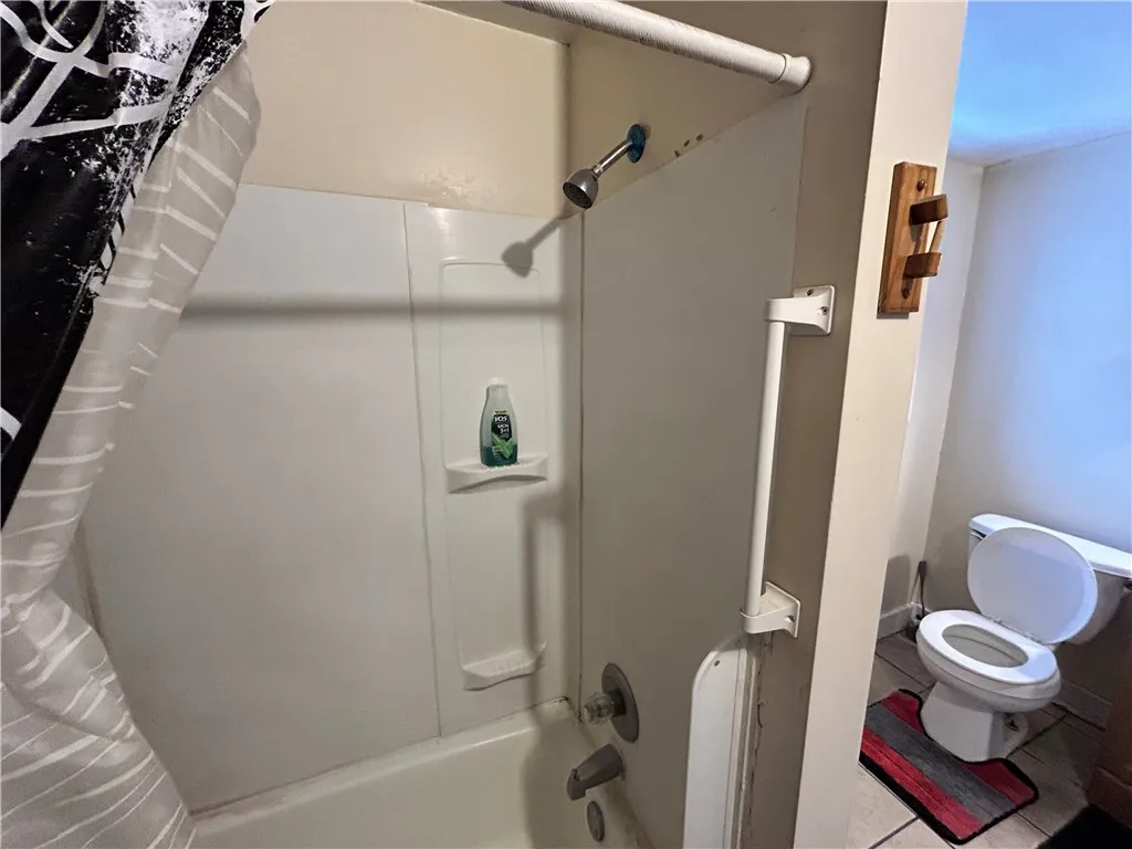 727 Dewey Avenue, Rochester, New York 14613, Rochester, New York 14613, 6 Bedrooms Bedrooms, 8 Rooms Rooms,3 BathroomsBathrooms,Residential,For Sale,727 Dewey Avenue, Rochester, New York 14613,R1622666