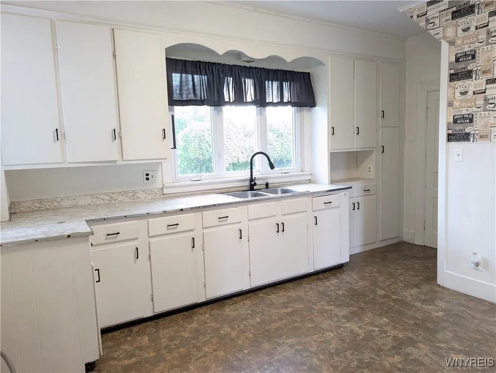 11131 Lakeshore Road, Yates, New York 14098, Yates, New York 14098, 3 Bedrooms Bedrooms, 6 Rooms Rooms,2 BathroomsBathrooms,Residential,For Sale,11131 Lakeshore Road, Yates, New York 14098,B1622645