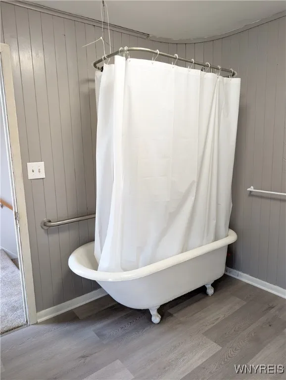 11131 Lakeshore Road, Yates, New York 14098, Yates, New York 14098, 3 Bedrooms Bedrooms, 6 Rooms Rooms,2 BathroomsBathrooms,Residential,For Sale,11131 Lakeshore Road, Yates, New York 14098,B1622645