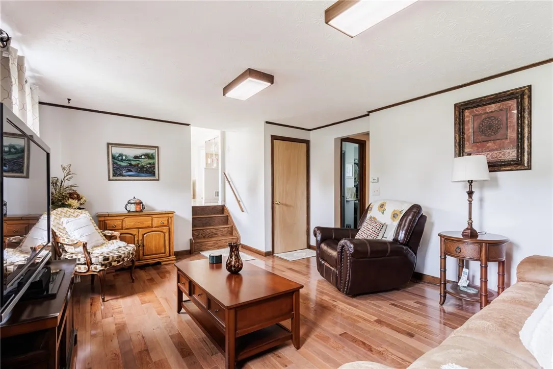 47 Bramblewood Lane West, Gates, New York 14624, Gates, New York 14624, 4 Bedrooms Bedrooms, 6 Rooms Rooms,2 BathroomsBathrooms,Residential,For Sale,47 Bramblewood Lane West, Gates, New York 14624,R1621971
