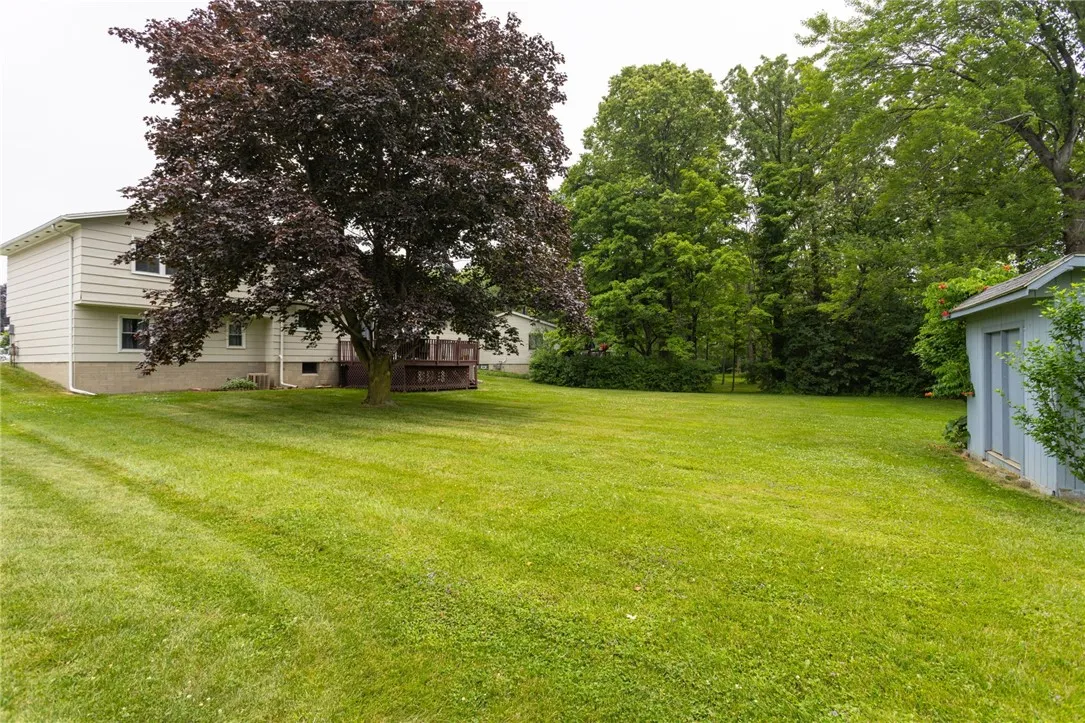 47 Bramblewood Lane West, Gates, New York 14624, Gates, New York 14624, 4 Bedrooms Bedrooms, 6 Rooms Rooms,2 BathroomsBathrooms,Residential,For Sale,47 Bramblewood Lane West, Gates, New York 14624,R1621971