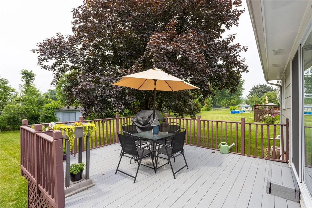 47 Bramblewood Lane West, Gates, New York 14624, Gates, New York 14624, 4 Bedrooms Bedrooms, 6 Rooms Rooms,2 BathroomsBathrooms,Residential,For Sale,47 Bramblewood Lane West, Gates, New York 14624,R1621971
