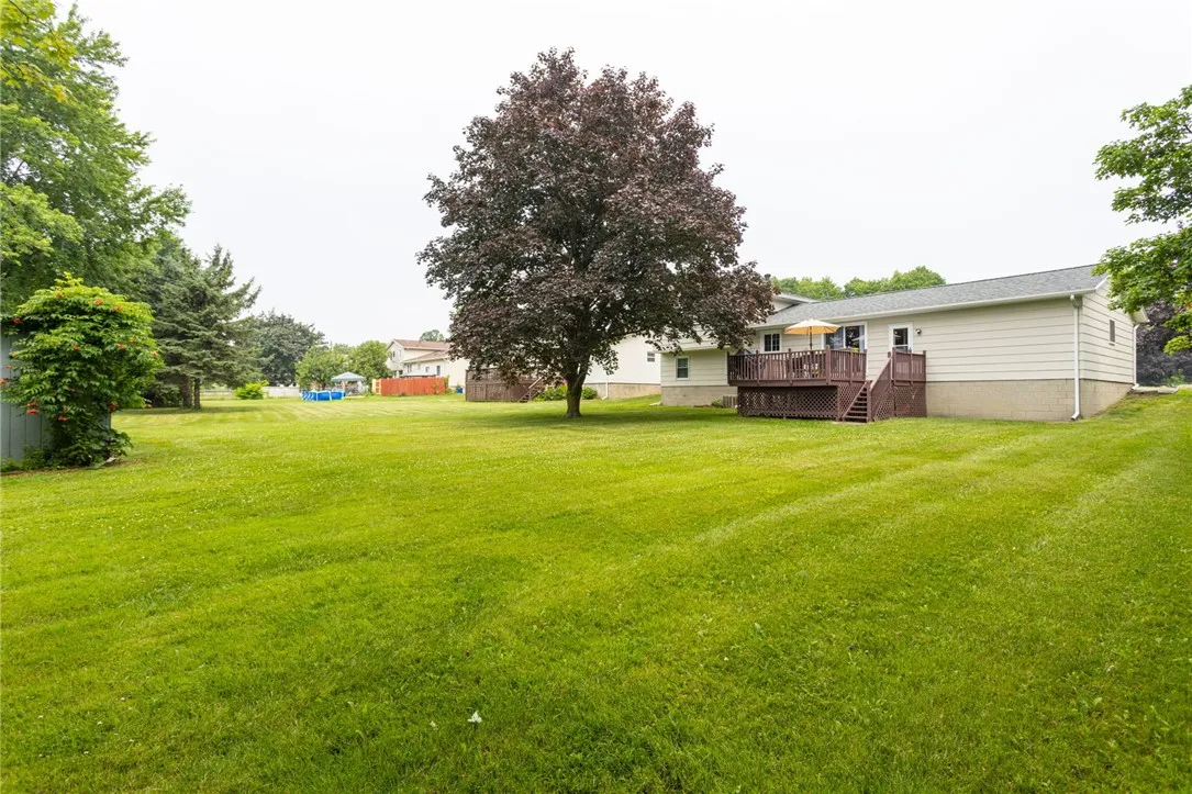 47 Bramblewood Lane West, Gates, New York 14624, Gates, New York 14624, 4 Bedrooms Bedrooms, 6 Rooms Rooms,2 BathroomsBathrooms,Residential,For Sale,47 Bramblewood Lane West, Gates, New York 14624,R1621971