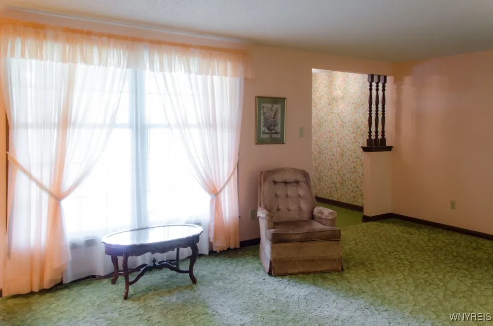 573 Locust Street, North Tonawanda, New York 14120, North Tonawanda, New York 14120, 3 Bedrooms Bedrooms, 7 Rooms Rooms,1 BathroomBathrooms,Residential,For Sale,573 Locust Street, North Tonawanda, New York 14120,B1622665