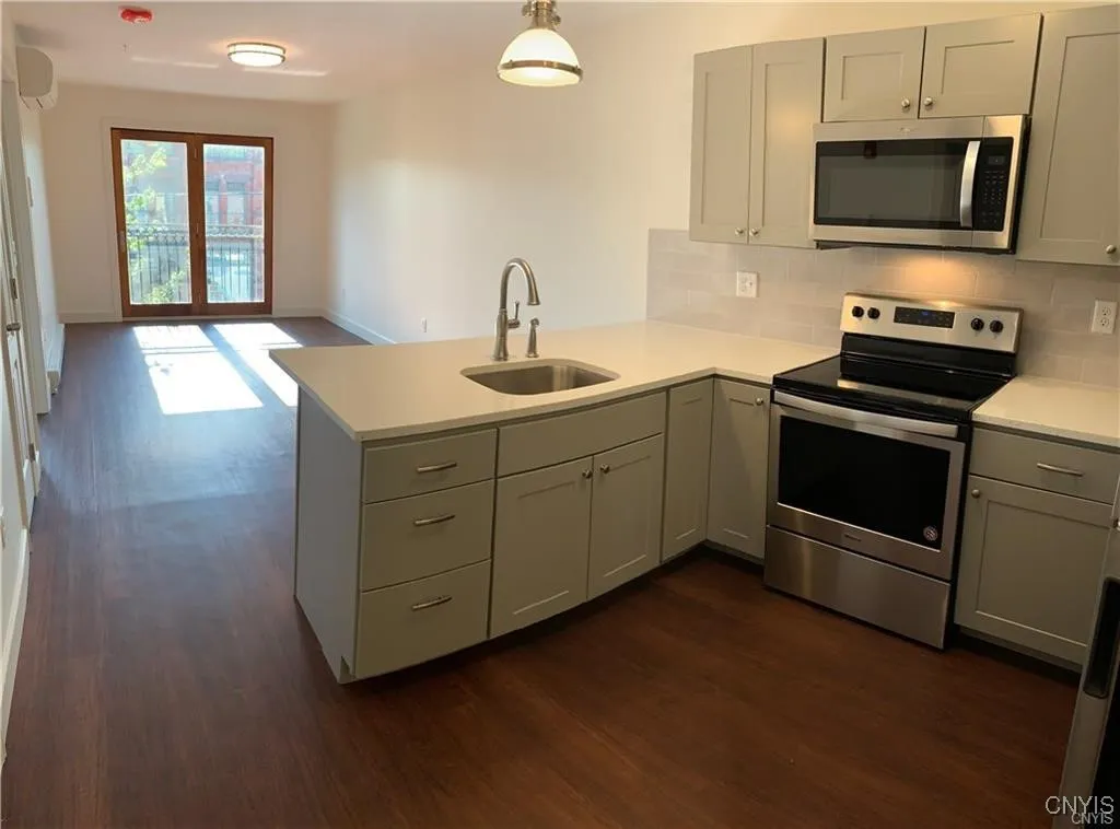 23 S Main Street 203, Homer, New York 13077, Homer, New York 13077, 1 Bedroom Bedrooms, 4 Rooms Rooms,1 BathroomBathrooms,Residential Lease,For Rent,23 S Main Street 203, Homer, New York 13077,S1622683