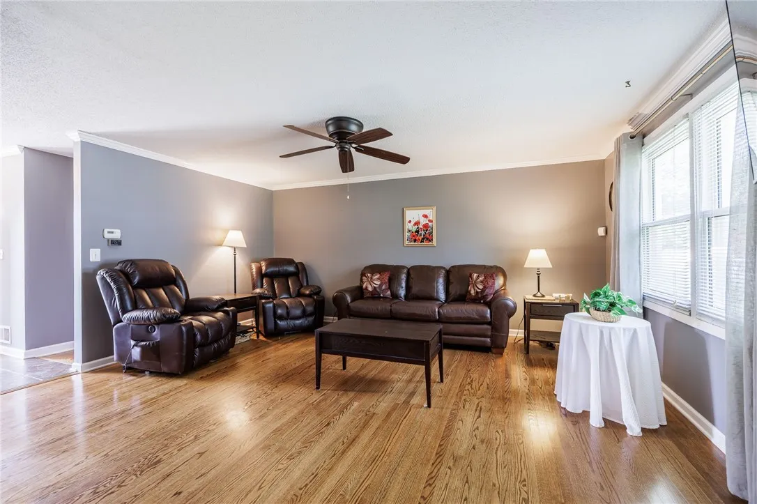 24 Battle Green Drive, Chili, New York 14624, Chili, New York 14624, 2 Bedrooms Bedrooms, 7 Rooms Rooms,1 BathroomBathrooms,Residential,For Sale,24 Battle Green Drive, Chili, New York 14624,R1622336