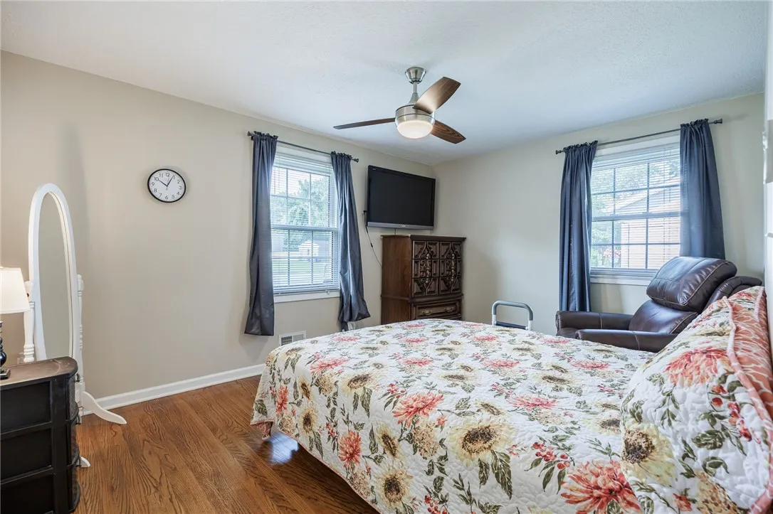 24 Battle Green Drive, Chili, New York 14624, Chili, New York 14624, 2 Bedrooms Bedrooms, 7 Rooms Rooms,1 BathroomBathrooms,Residential,For Sale,24 Battle Green Drive, Chili, New York 14624,R1622336
