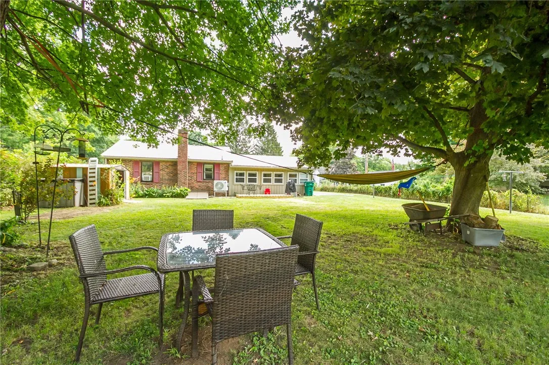 1209 Johnson Road, Palmyra, New York 14522, Palmyra, New York 14522, 2 Bedrooms Bedrooms, 6 Rooms Rooms,1 BathroomBathrooms,Residential,For Sale,1209 Johnson Road, Palmyra, New York 14522,R1621846