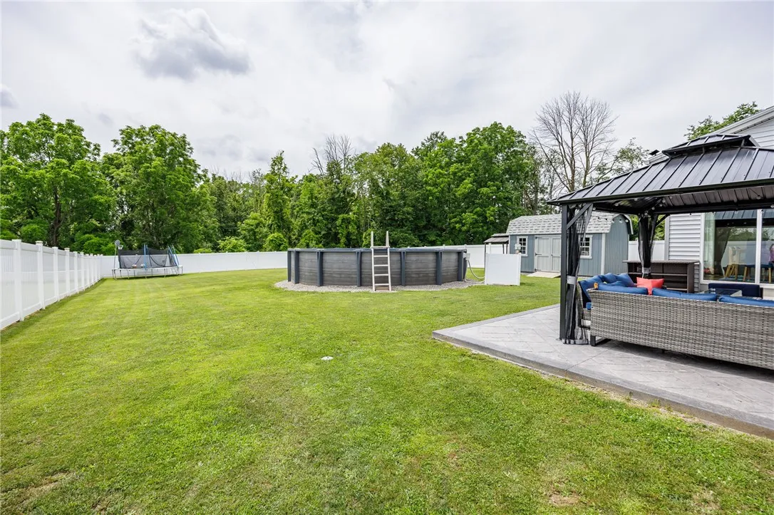 6121 County Road 41, Farmington, New York 14425, Farmington, New York 14425, 5 Bedrooms Bedrooms, 11 Rooms Rooms,2 BathroomsBathrooms,Residential,For Sale,6121 County Road 41, Farmington, New York 14425,R1622242