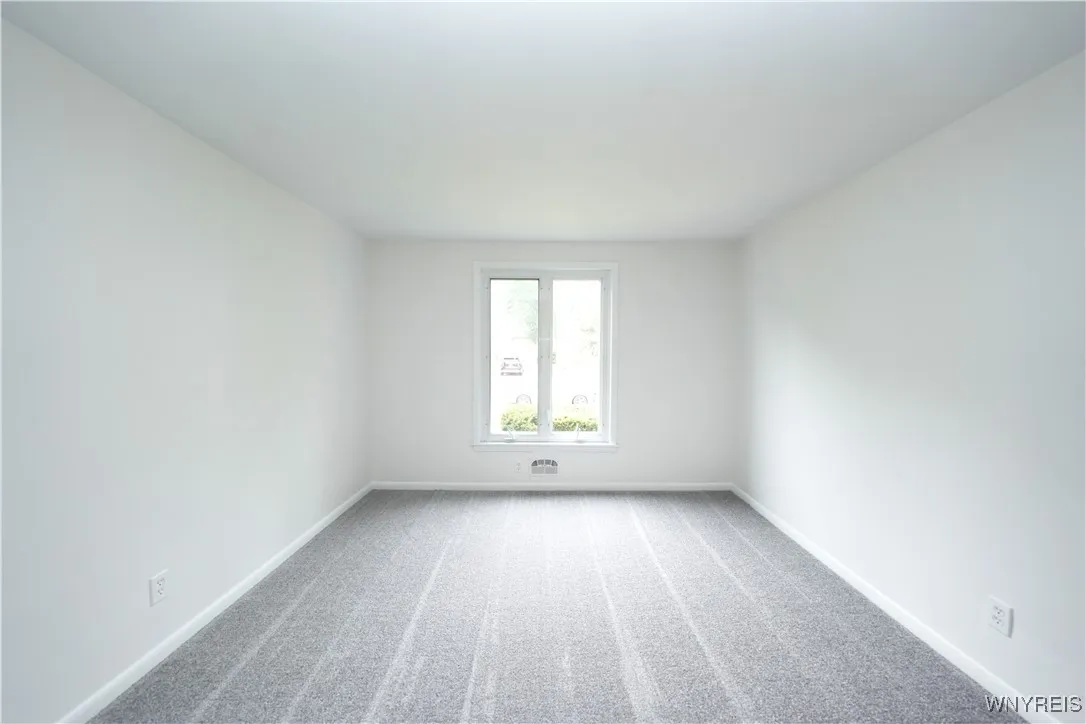 91 Moore Avenue, Tonawanda, New York 14223, Tonawanda, New York 14223, 3 Bedrooms Bedrooms, 6 Rooms Rooms,1 BathroomBathrooms,Residential,For Sale,91 Moore Avenue, Tonawanda, New York 14223,B1622321