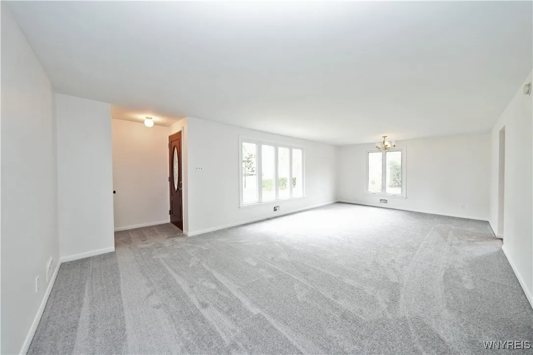 91 Moore Avenue, Tonawanda, New York 14223, Tonawanda, New York 14223, 3 Bedrooms Bedrooms, 6 Rooms Rooms,1 BathroomBathrooms,Residential,For Sale,91 Moore Avenue, Tonawanda, New York 14223,B1622321