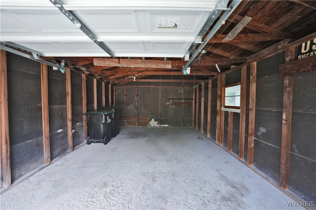 91 Moore Avenue, Tonawanda, New York 14223, Tonawanda, New York 14223, 3 Bedrooms Bedrooms, 6 Rooms Rooms,1 BathroomBathrooms,Residential,For Sale,91 Moore Avenue, Tonawanda, New York 14223,B1622321