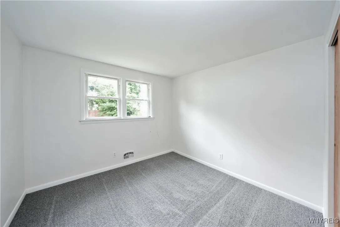 91 Moore Avenue, Tonawanda, New York 14223, Tonawanda, New York 14223, 3 Bedrooms Bedrooms, 6 Rooms Rooms,1 BathroomBathrooms,Residential,For Sale,91 Moore Avenue, Tonawanda, New York 14223,B1622321