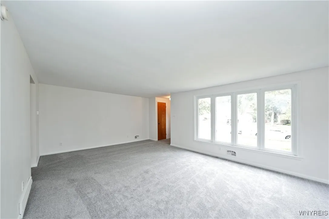 91 Moore Avenue, Tonawanda, New York 14223, Tonawanda, New York 14223, 3 Bedrooms Bedrooms, 6 Rooms Rooms,1 BathroomBathrooms,Residential,For Sale,91 Moore Avenue, Tonawanda, New York 14223,B1622321