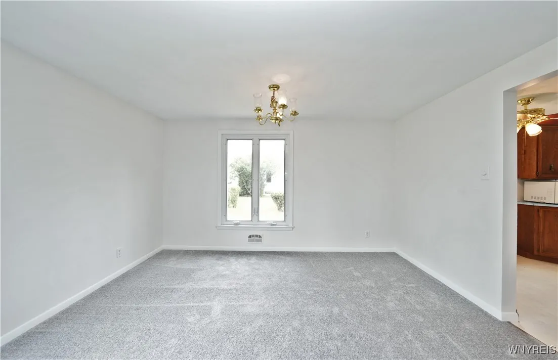 91 Moore Avenue, Tonawanda, New York 14223, Tonawanda, New York 14223, 3 Bedrooms Bedrooms, 6 Rooms Rooms,1 BathroomBathrooms,Residential,For Sale,91 Moore Avenue, Tonawanda, New York 14223,B1622321