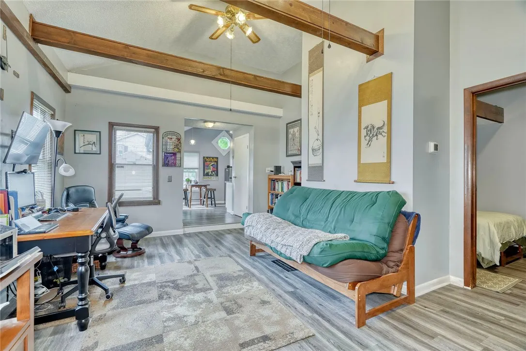 82 Richmond Street, Rochester, New York 14607, Rochester, New York 14607, 2 Bedrooms Bedrooms, 4 Rooms Rooms,1 BathroomBathrooms,Residential,For Sale,82 Richmond Street, Rochester, New York 14607,R1617340