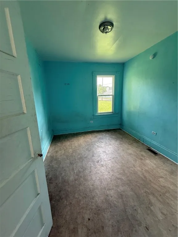 1309 Lackawanna Avenue, Elmira City, New York 1490, Elmira City, New York 14901, 4 Bedrooms Bedrooms, ,2 BathroomsBathrooms,Residential,For Sale,1309 Lackawanna Avenue, Elmira City, New York 1490,R1622686