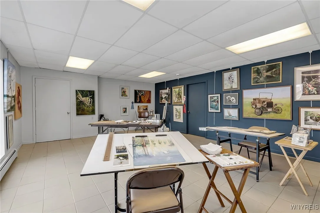Studio Unit