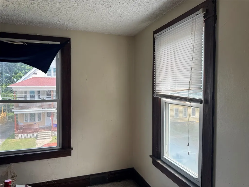 75 Weyl Street, Rochester, New York 14621, Rochester, New York 14621, 7 Bedrooms Bedrooms, ,2 BathroomsBathrooms,Residential,For Sale,75 Weyl Street, Rochester, New York 14621,R1622663
