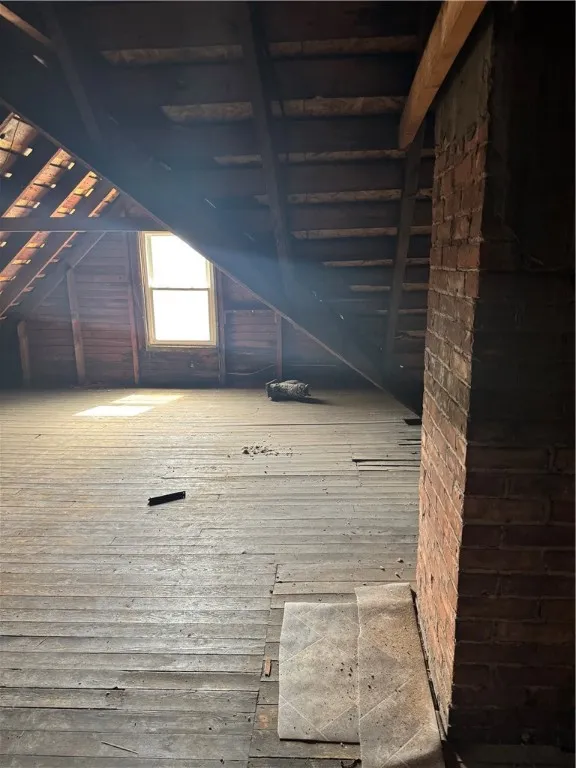 75 Weyl Street, Rochester, New York 14621, Rochester, New York 14621, 7 Bedrooms Bedrooms, ,2 BathroomsBathrooms,Residential,For Sale,75 Weyl Street, Rochester, New York 14621,R1622663