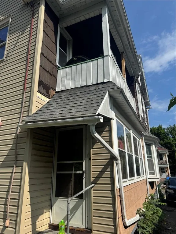 75 Weyl Street, Rochester, New York 14621, Rochester, New York 14621, 7 Bedrooms Bedrooms, ,2 BathroomsBathrooms,Residential,For Sale,75 Weyl Street, Rochester, New York 14621,R1622663