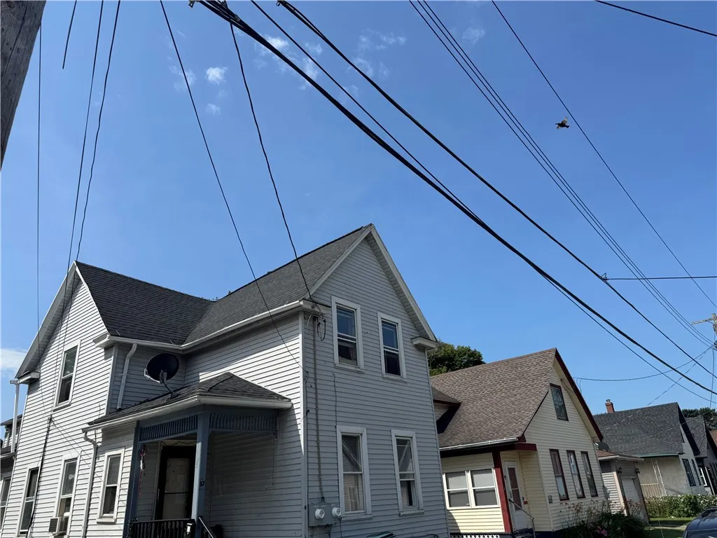 57 Dale Street, Rochester, New York 14621, Rochester, New York 14621, 7 Bedrooms Bedrooms, ,2 BathroomsBathrooms,Residential,For Sale,57 Dale Street, Rochester, New York 14621,R1622649