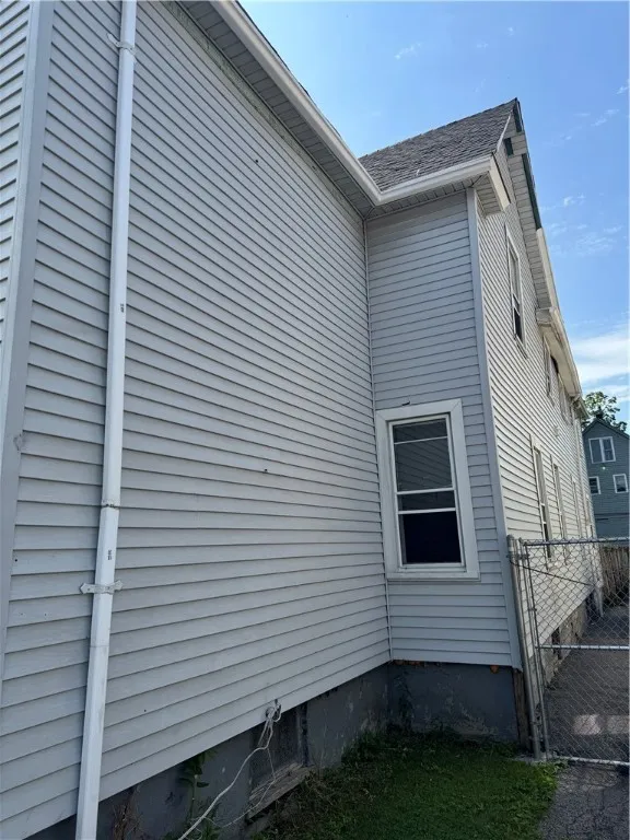 57 Dale Street, Rochester, New York 14621, Rochester, New York 14621, 7 Bedrooms Bedrooms, ,2 BathroomsBathrooms,Residential,For Sale,57 Dale Street, Rochester, New York 14621,R1622649