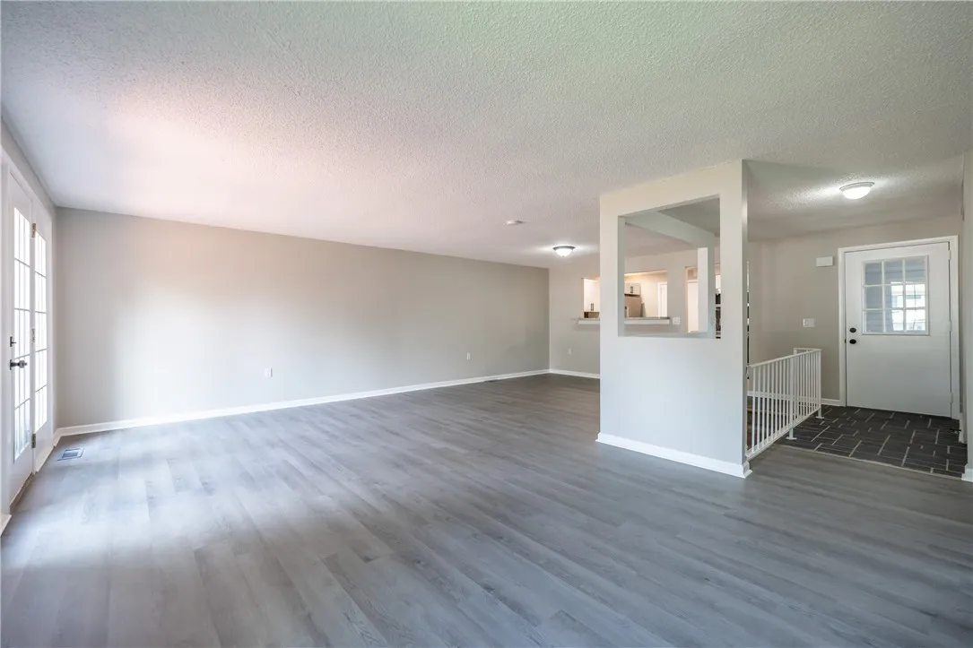 12 Rockhurst Drive, Penfield, New York 14526, Penfield, New York 14526, 2 Bedrooms Bedrooms, 5 Rooms Rooms,2 BathroomsBathrooms,Residential,For Sale,12 Rockhurst Drive, Penfield, New York 14526,R1620985