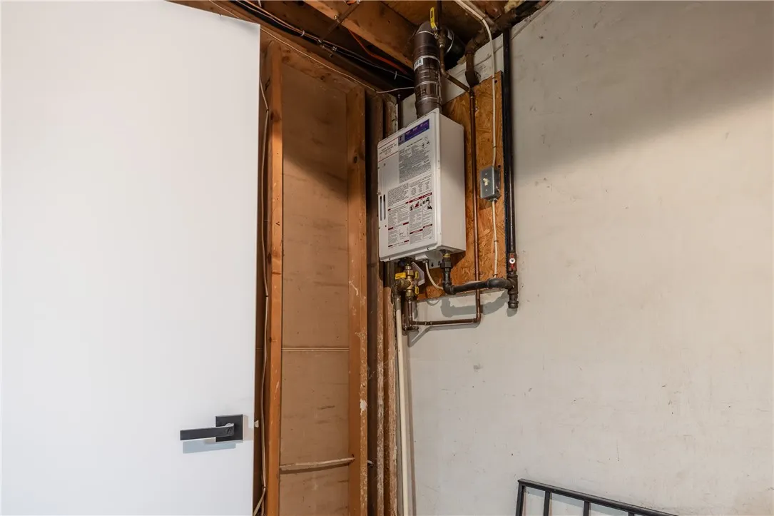 Tankless water heater