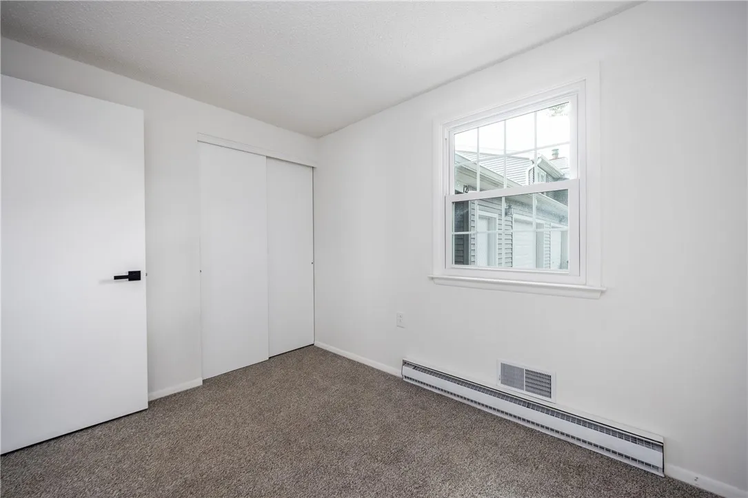 12 Rockhurst Drive, Penfield, New York 14526, Penfield, New York 14526, 2 Bedrooms Bedrooms, 5 Rooms Rooms,2 BathroomsBathrooms,Residential,For Sale,12 Rockhurst Drive, Penfield, New York 14526,R1620985