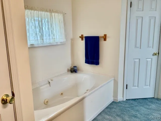 jetted tub